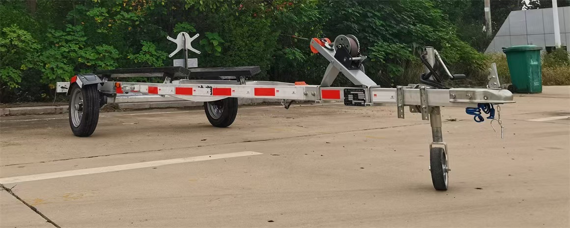 中置軸掛車(chē)